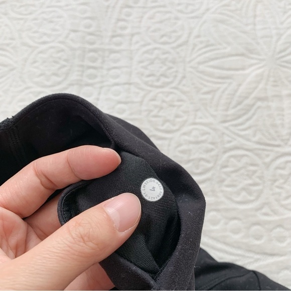 Lululemon Align High-Rise Pant with Pockets‎ 25", Gradiate Geo Emboss Black - Picture 7 of 7